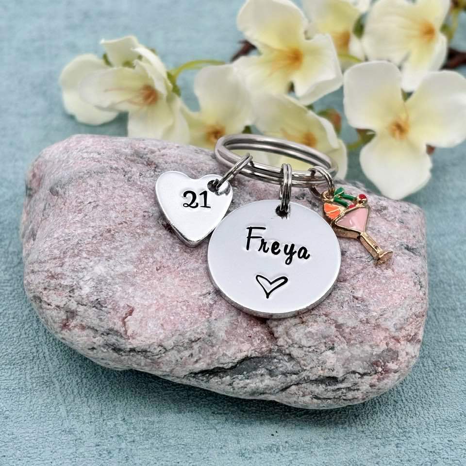 Girls 21st Birthday Gift, 21st Personalised Birthday Keyring for Her, Name Keyring