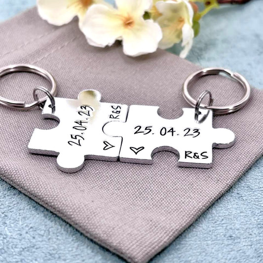 Special Date Couple's Puzzle Keyring Set