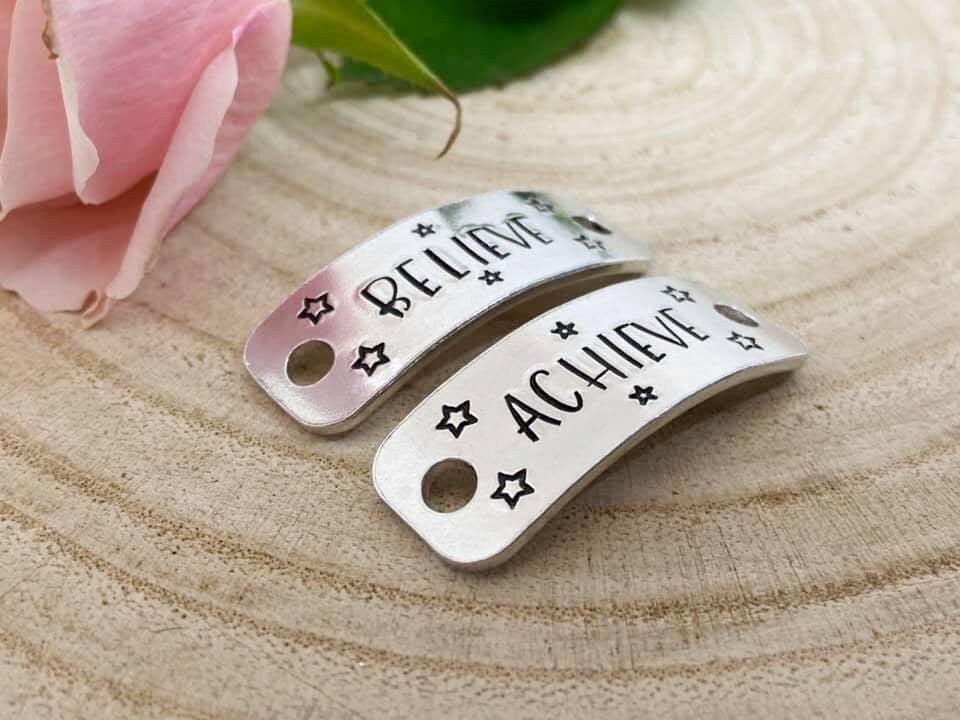 'Believe Achieve' Trainer Tags