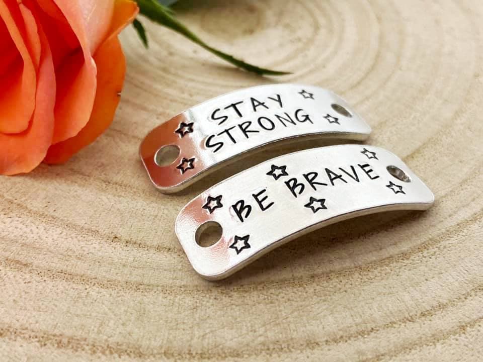 'Stay Strong Be Brave' Trainer Tags