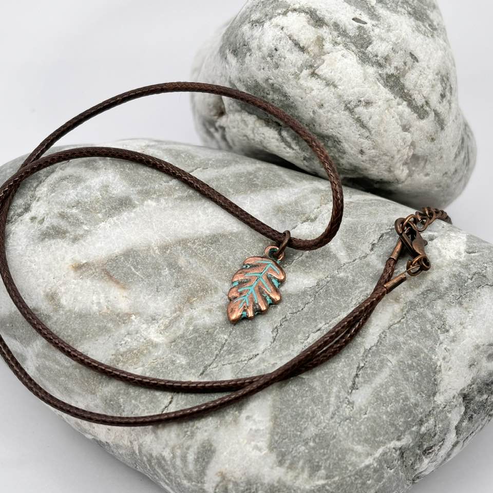 Patina leaf antique copper pendant necklace