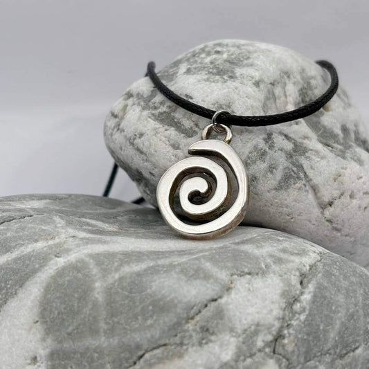 Spiral antique silver tone pendant necklace