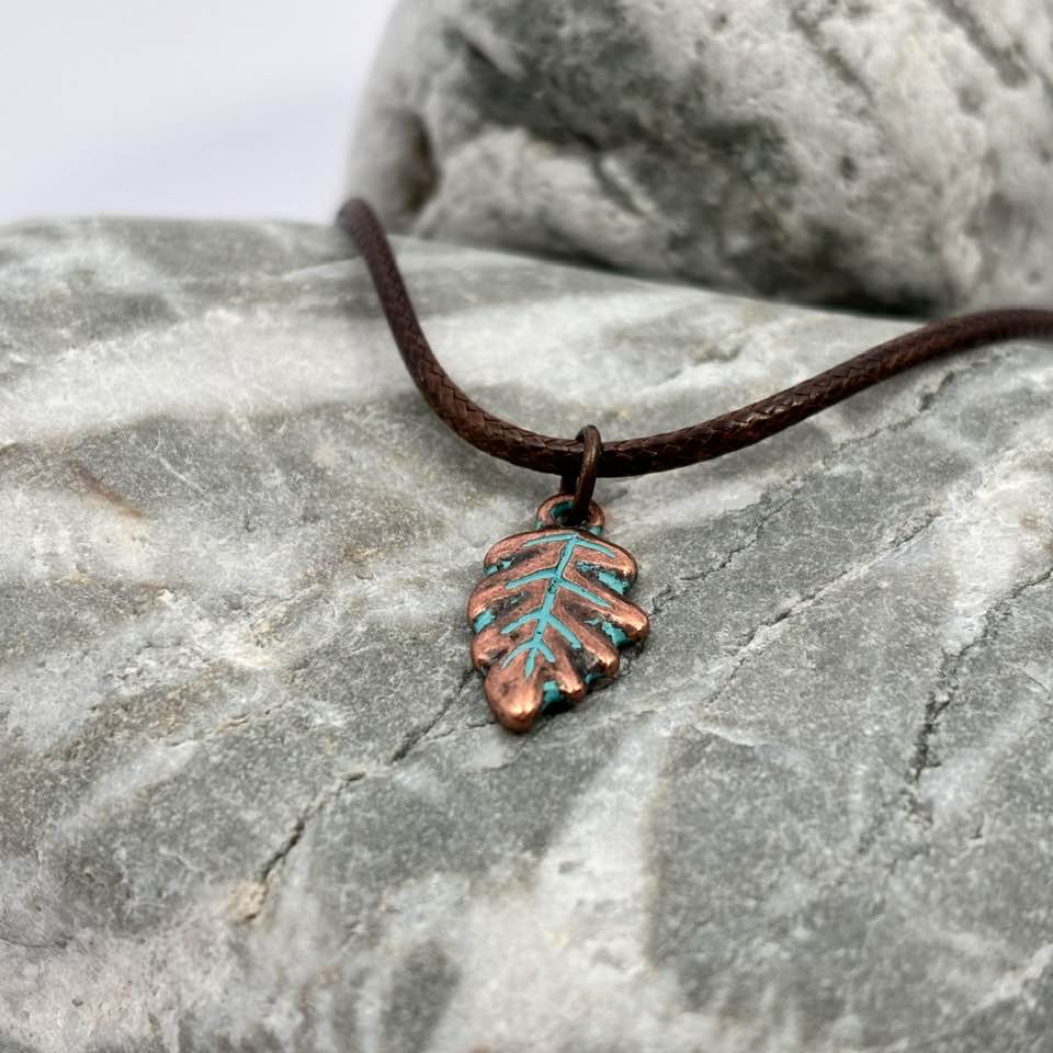 Patina leaf antique copper pendant necklace
