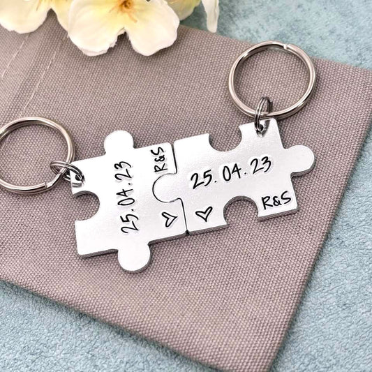 Special Date Couple's Puzzle Keyring Set