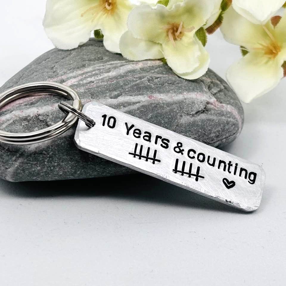 10th Anniversary Aluminium Keyring, Tally Mark Gift, 10 Years Wedding Keepsake for Husband or Wife