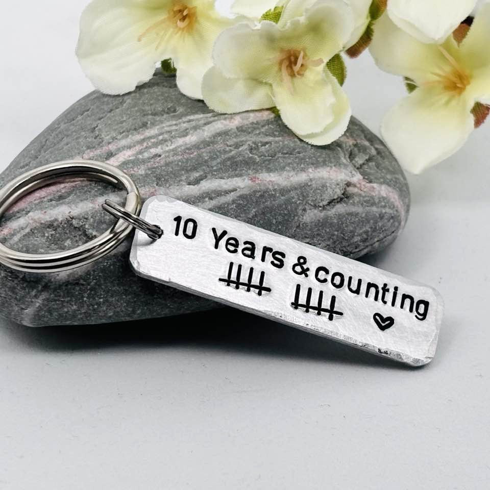10th Anniversary Aluminium Keyring, Tally Mark Gift, 10 Years Wedding Keepsake for Husband or Wife