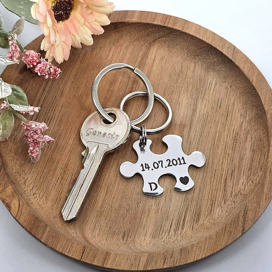 Special Date Couple's Puzzle Keyring Set