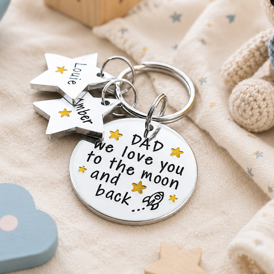'Daddy I Love You To The Moon and Back' Keyring